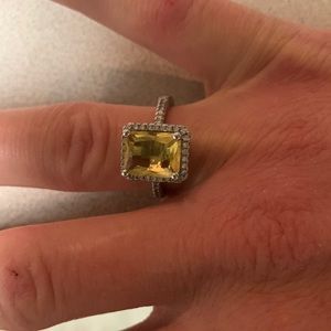Size 8 canary yellow square princess cut silver Diamond halo ring faux diamond